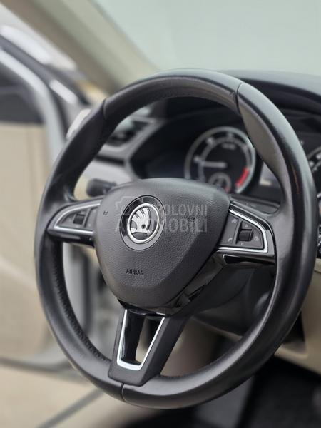 Škoda Superb DSG//FUL//