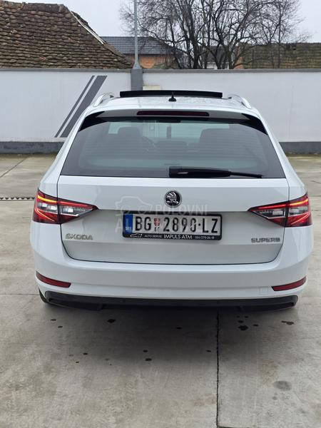 Škoda Superb DSG//FUL//