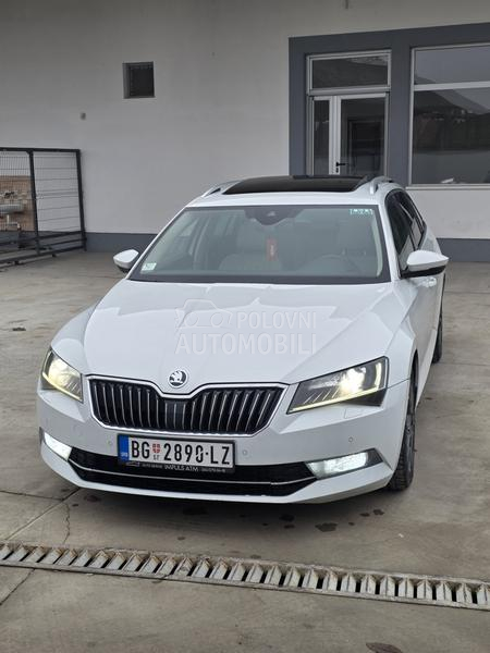 Škoda Superb DSG//FUL//