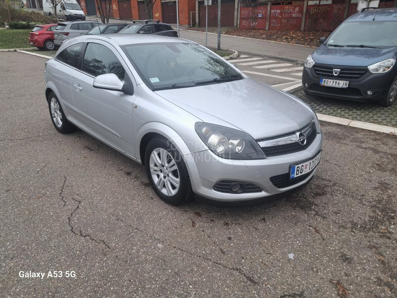 Opel Astra H 