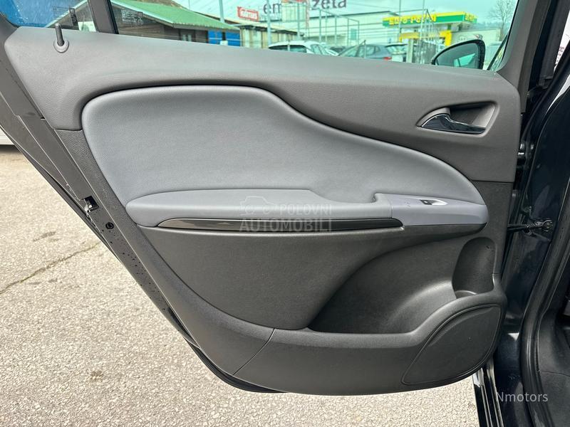 Opel Zafira 1.6 cng COSMO