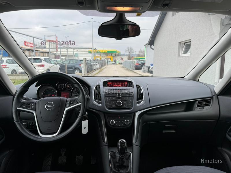 Opel Zafira 1.6 cng COSMO