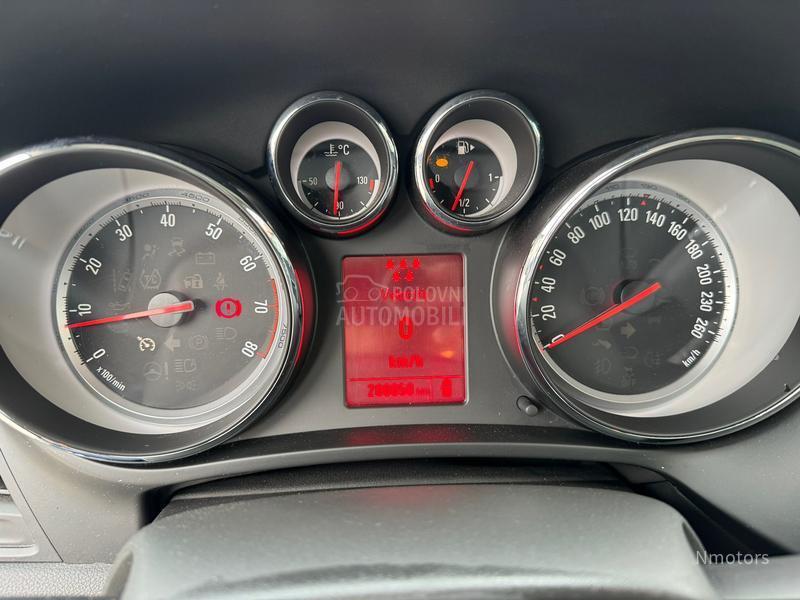 Opel Zafira 1.6 cng COSMO