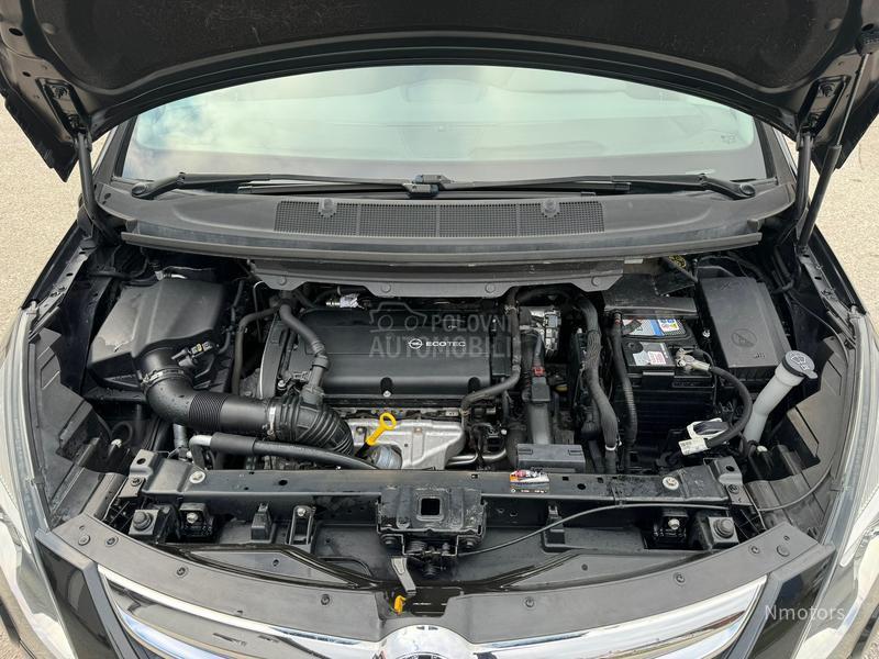 Opel Zafira 1.6 cng COSMO