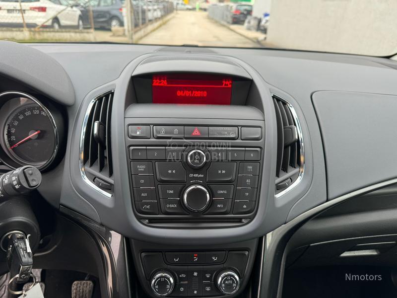 Opel Zafira 1.6 cng COSMO