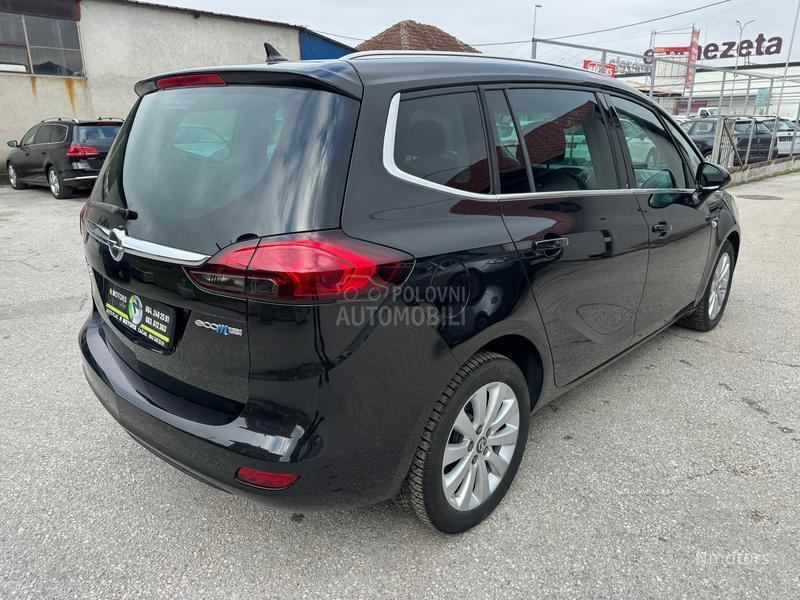 Opel Zafira 1.6 cng COSMO