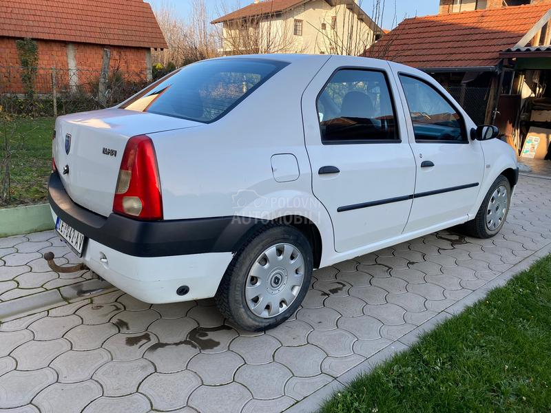 Dacia Logan 
