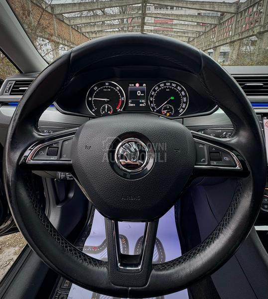 Škoda Superb Matrix/Pano/Blck/Dsg