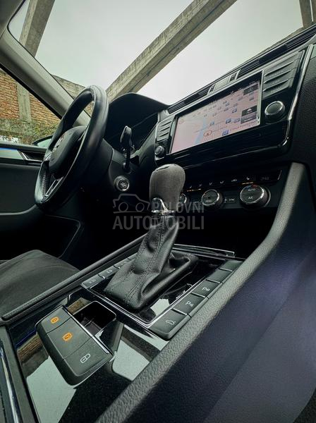 Škoda Superb Matrix/Pano/Blck/Dsg