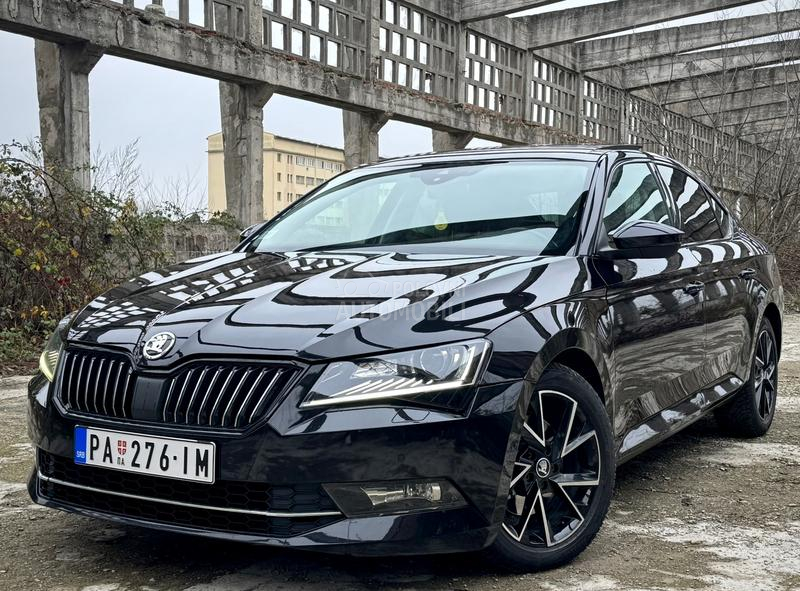 Škoda Superb Matrix/Pano/Blck/Dsg