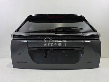 gepek vrata u boji GT i obicna za Peugeot 2008 od 2019. do 2023. god.