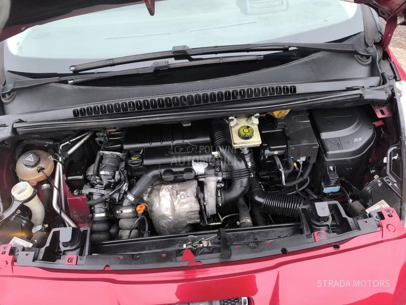 Peugeot 5008 1.6 HDI AUTOM.AT