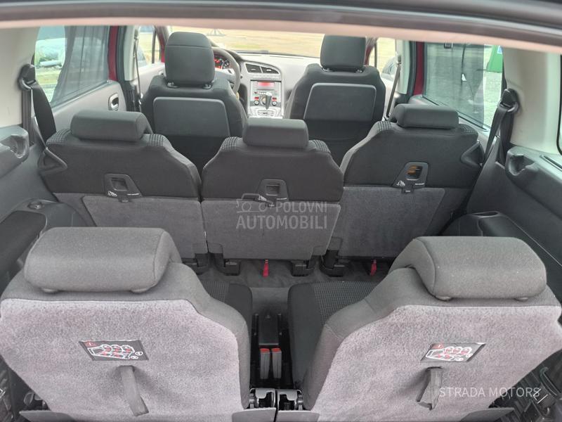 Peugeot 5008 1.6 HDI AUTOM.AT