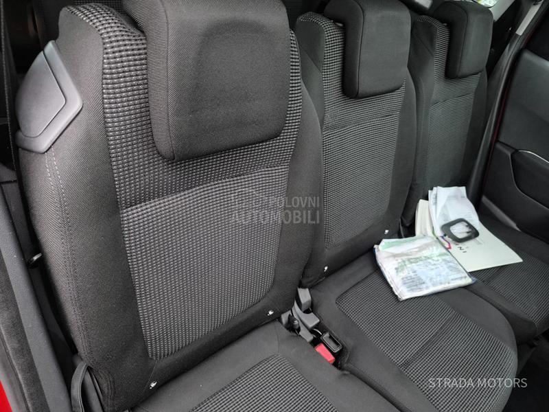 Peugeot 5008 1.6 HDI AUTOM.AT