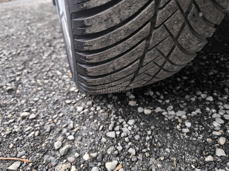 Peugeot 5008 1.6 HDI AUTOM.AT