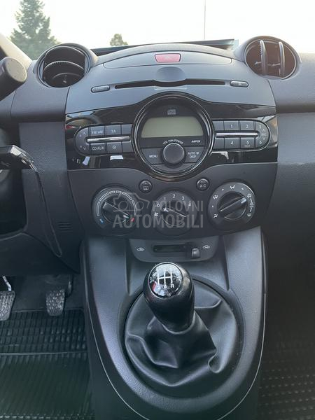 Mazda 2 1.3 CE Pro