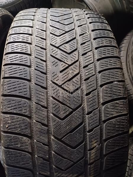 Pirelli 285/40 R22 Zimska