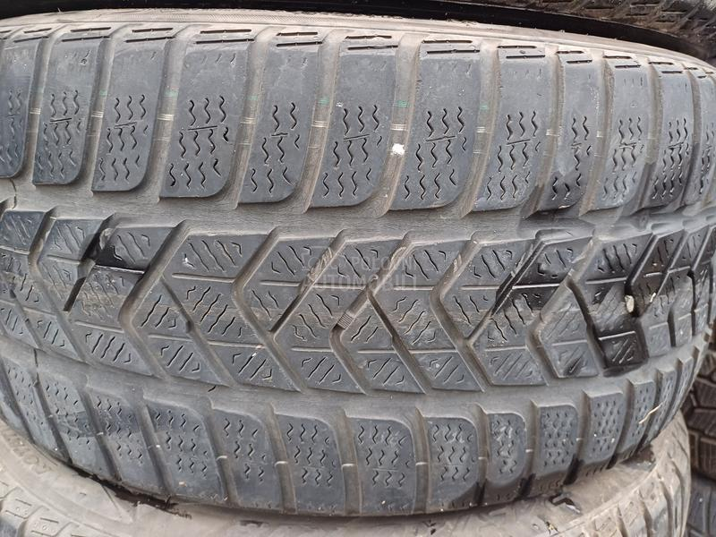 Pirelli 245/40 R18 Zimska