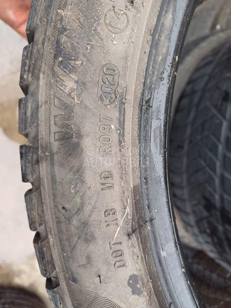 Pirelli 245/40 R18 Zimska