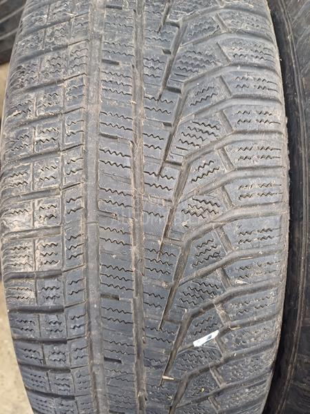 Hankook 225/65 R17 Zimska