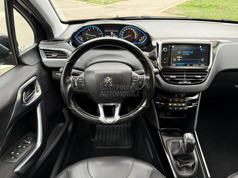 Peugeot 2008 1.6BlueHDI ALLURE