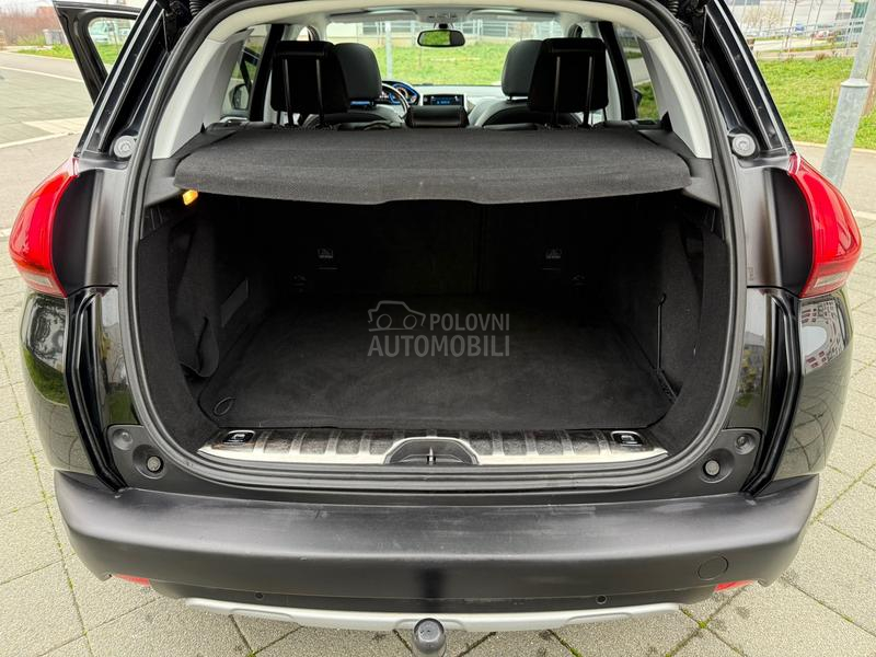 Peugeot 2008 1.6BlueHDI ALLURE