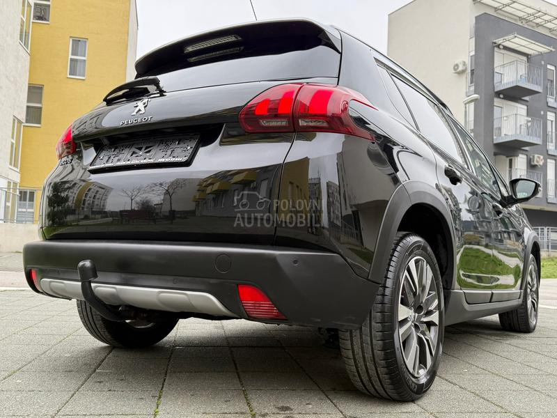 Peugeot 2008 1.6BlueHDI ALLURE