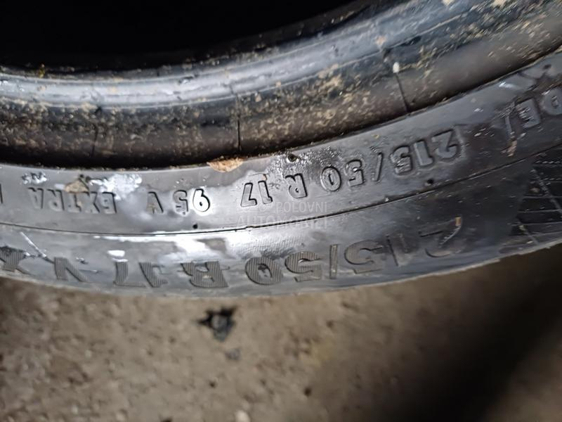 Continental 215/50 R17 Zimska