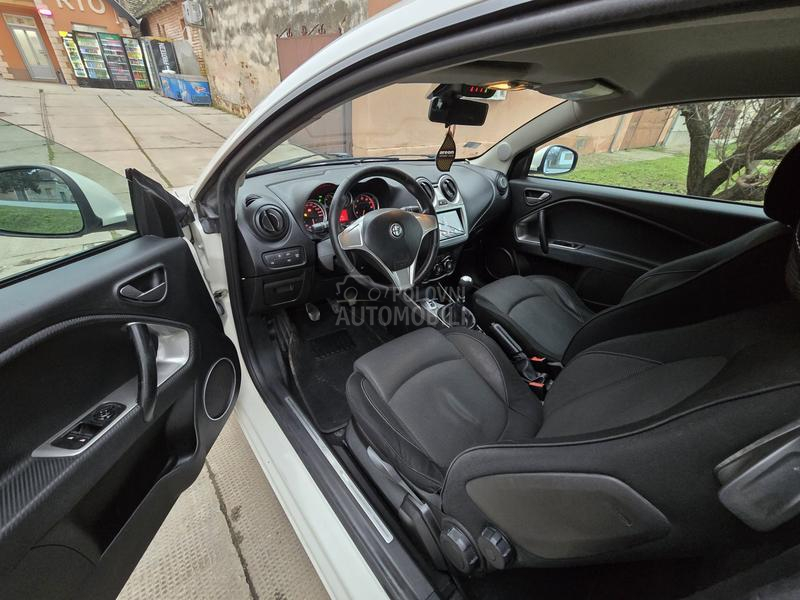 Alfa Romeo MiTo 
