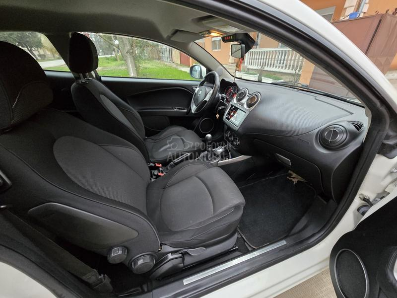 Alfa Romeo MiTo 