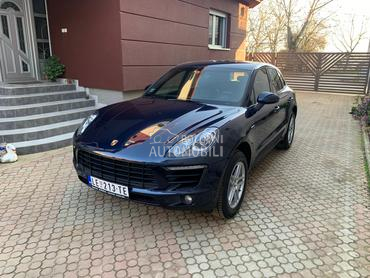 Porsche Macan S