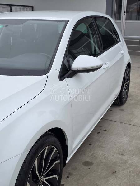 Volkswagen Golf 7 1.6TDI