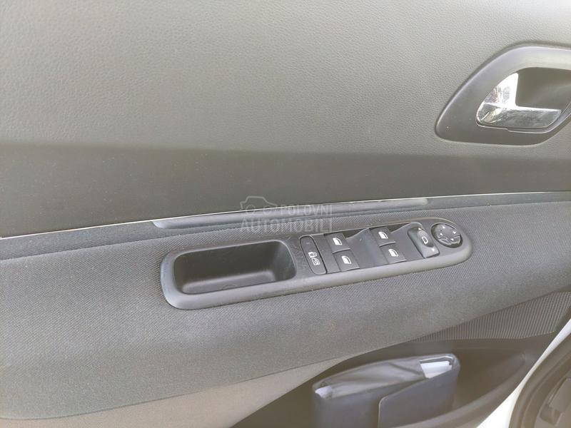 Peugeot 3008 1.6 HDI