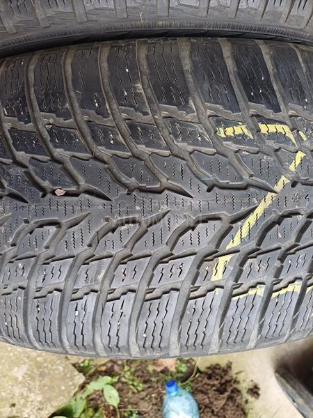 Nokian 245/45 R18 Zimska