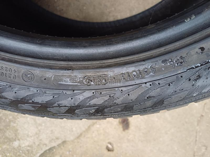 Nokian 245/45 R18 Zimska