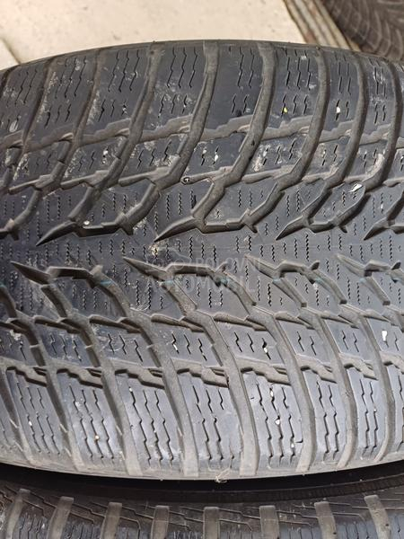 Nokian 245/45 R18 Zimska