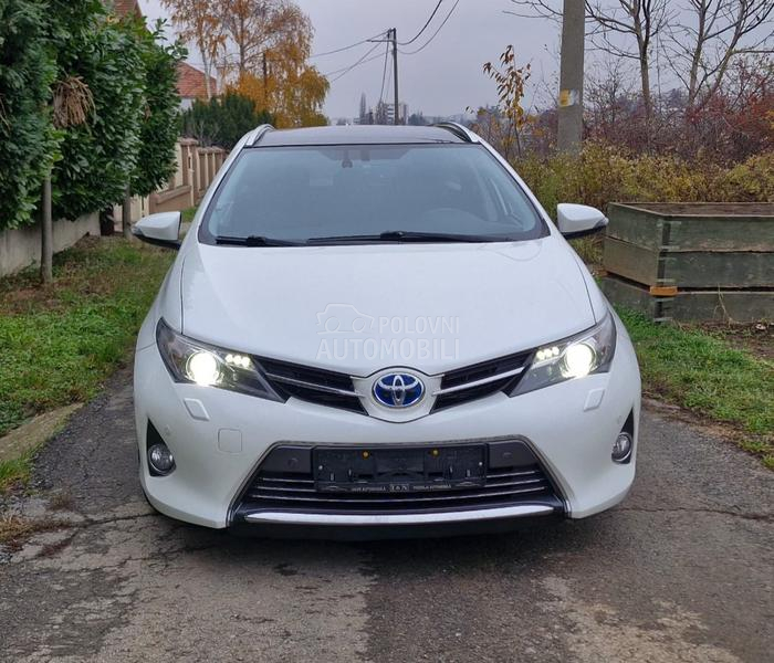 Toyota Auris 1.8 hibrid