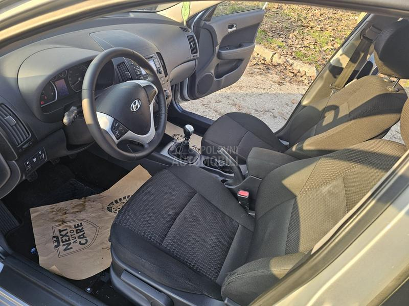 Hyundai i30 1.4 b/tng