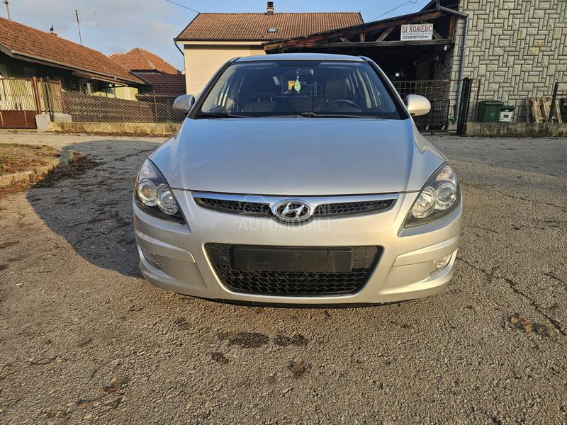 Hyundai i30 1.4 b/tng