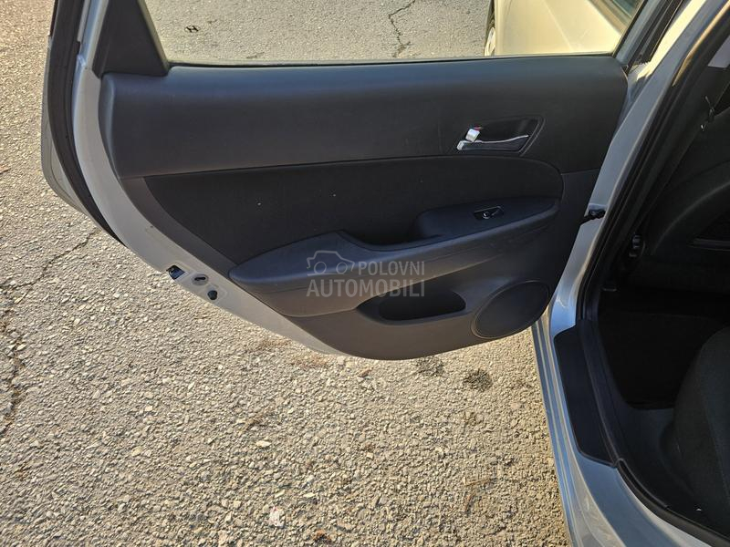 Hyundai i30 1.4 b/tng