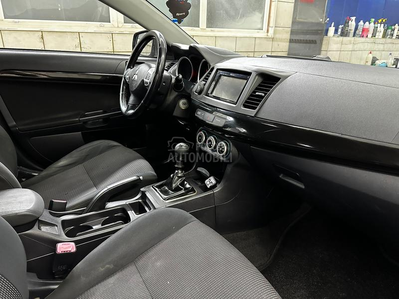 Mitsubishi Lancer 2.0 TDI