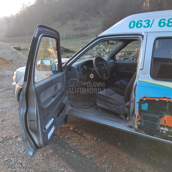 Nissan Navara 