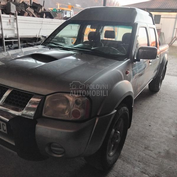 Nissan Navara 