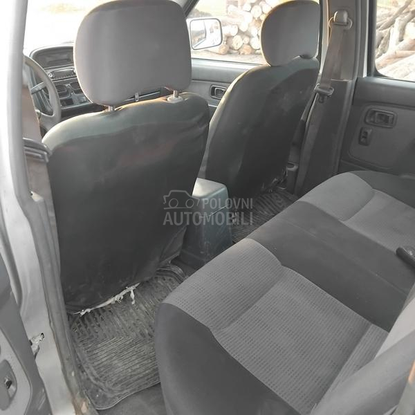 Nissan Navara 
