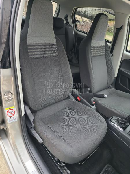 Volkswagen up! 