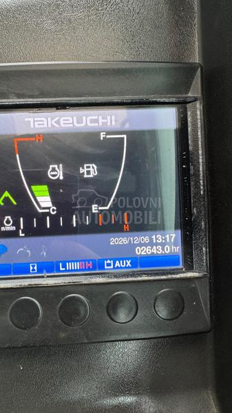 Takeuchi TB240  TOP STANJE