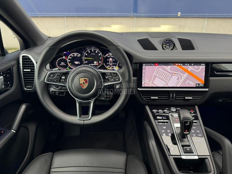 Porsche Cayenne COUPE HYBRID