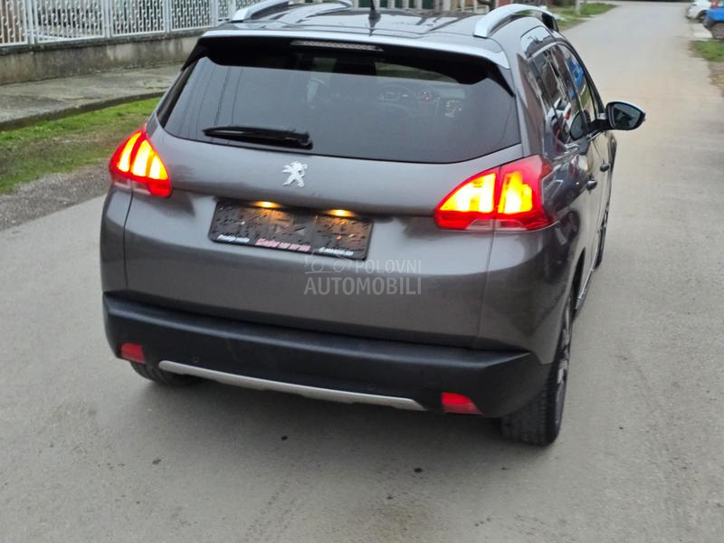 Peugeot 2008 1.6hdi ALLUR/NAV I