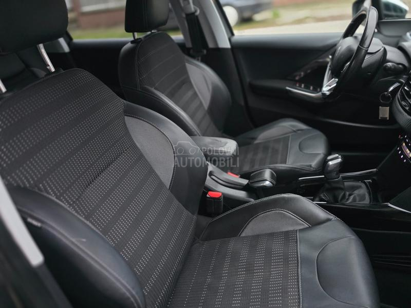 Peugeot 2008 1.6hdi ALLUR/NAV I