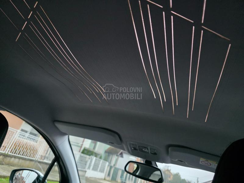 Peugeot 2008 1.6hdi ALLUR/NAV I